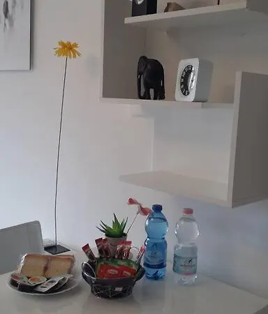 Les Delphes, Tres Beau 2p Proche Et Monaco *